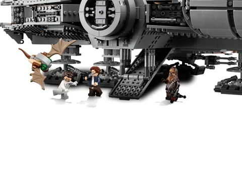 Star Wars Millennium Falcon UCS — Vue produit 7