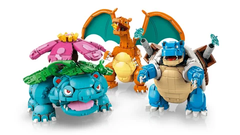 Pokémon Florizarre, Dracaufeu et Tortank — visuel LEGO 2