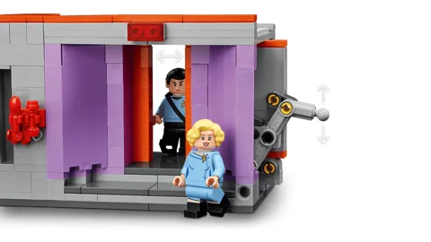 LEGO 11385 Star Trek : la passerelle de l’Enterprise — visuel officiel 3
