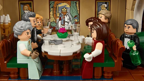 LEGO Downton Abbey 21373 : le domaine des Crawley devient un set de collection